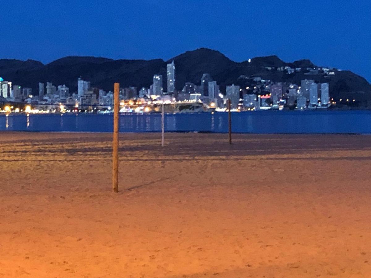 Sunset Drive 135 Apartment Benidorm Bagian luar foto